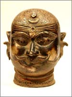 Шива – бог-разрушитель, глава злых духов, Бог бешеного безумия и диких оргий