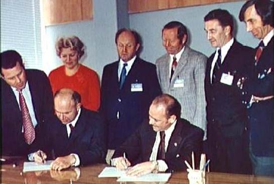 Полет «Союз-Аполлон» - последнее звено лунной эпопеи?